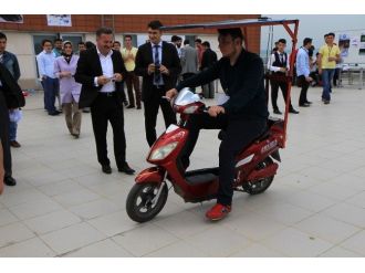 Ktü’lü Öğrencilerden Güneş Enerjisi İle Çalışan Motosiklet