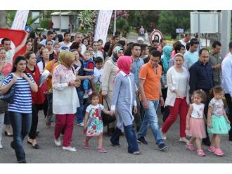 Ak Parti Adayı Uslu, Başkanlık Sistemi İle İlgili Soruları Yanıtladı