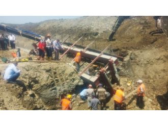 Edirne’de Göçük Altında Kalan 1 İşçiye Daha Ulaşıldı