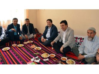 Başkan Yazgı’ya Özbek Pilavı İkram Ettiler