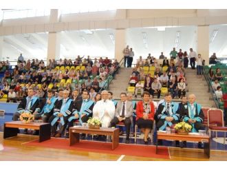 Edremit Myo’da Mezuniyet Sevinci