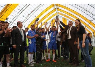 Arü’de Spor Şöleni: Futbol Ve Tenis Müsabakaları Kupa Ve Ödüllerle Taçlandı