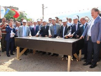 Sgk Hizmet Binasının Temeli Atıldı