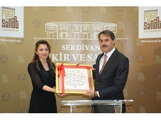 ‘‘Su Yüzü Yüzü Suyu’’ Sergisi Sanatseverlerin Beğenisine Sunuldu