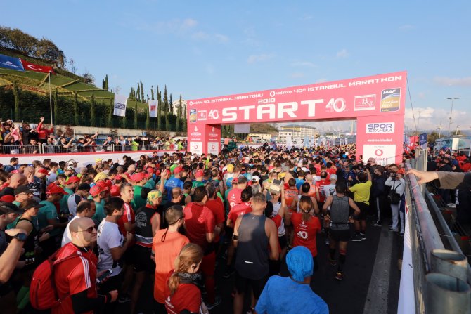 1545552116_vodafone_istanbul_maratonu_start.jpg