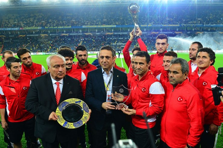 Kadıköy’de Ampute Milli Takımı’na ödül verildi