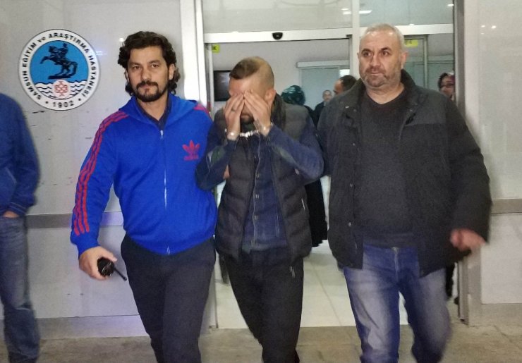 Terör estirdi: Tekme atıp, ateş açtı