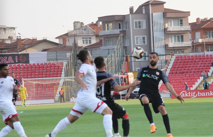 Balıkesir evinde Gençler’i devirdi