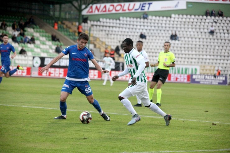 Giresun Karabükspor’u 4 golle geçti