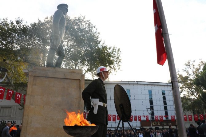 Kahramanmaraş’ta Atatürk’ü anma töreni düzenlendi