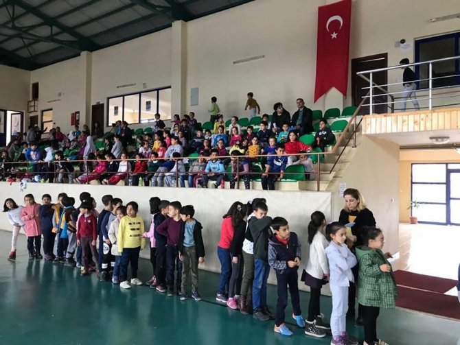 Pazarcık’ta bin 40 öğrenci sportif yetenek taramasından geçti