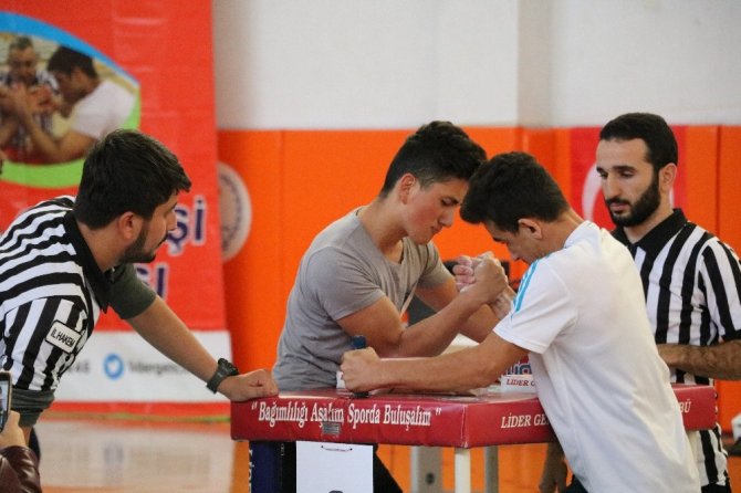 Kahramanmaraş’ın güçlü bilekleri seçildi