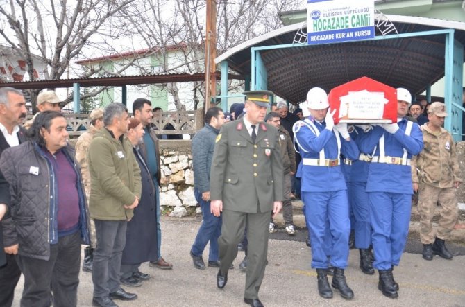 Emekli Asekrin vasiyeti uygulandı