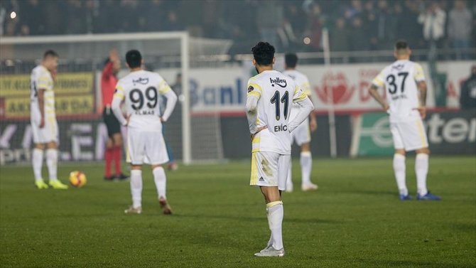 Fenerbahçe küme düşme hattında