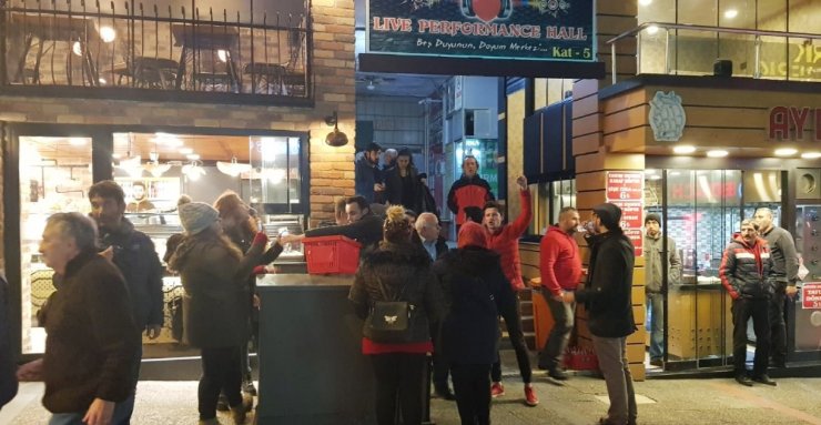 CHP’de "Kemal istifa" sloganları atıldı