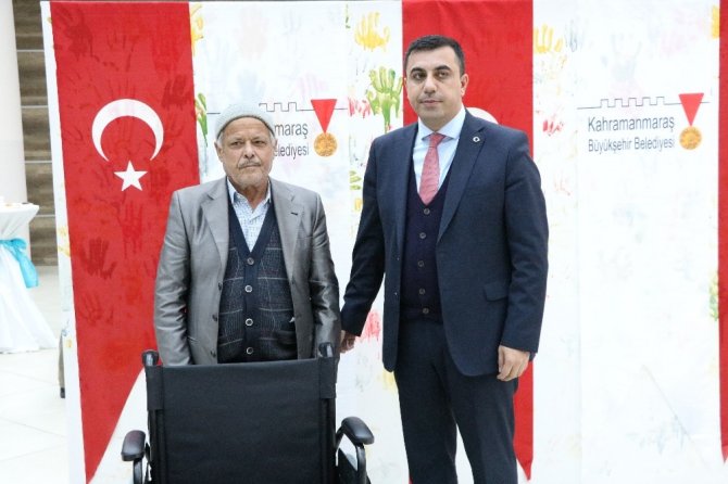 Kahramanmaraş’ta 67 engelliye tekerlekli sandalye hediye edildi