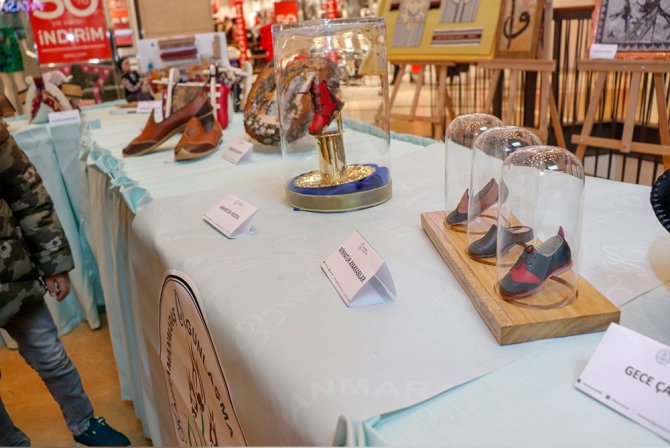 Minyatür Sergisi beklenenden çok ilgi gördü