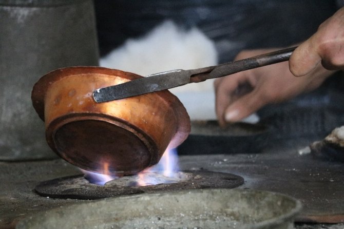 7 yaşından beri Osmanlıdan kalma geleneği devam ettiriyor