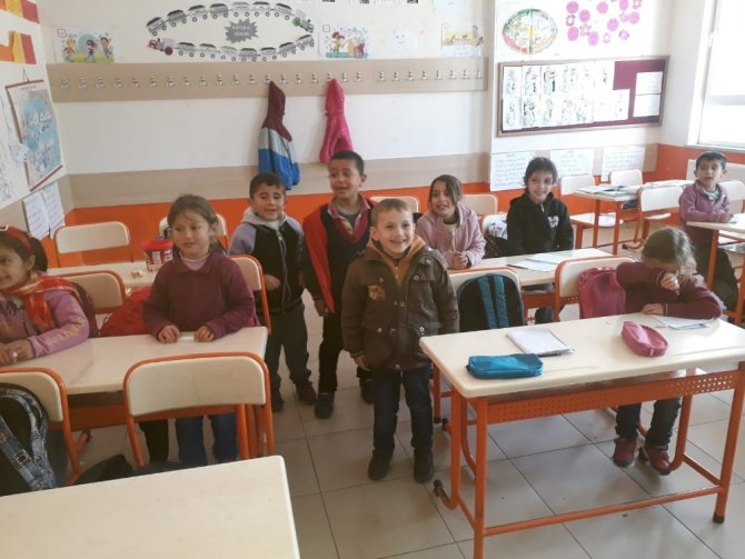 Kahramanmaraş’ta 500 öğrencinin yüzü güldü