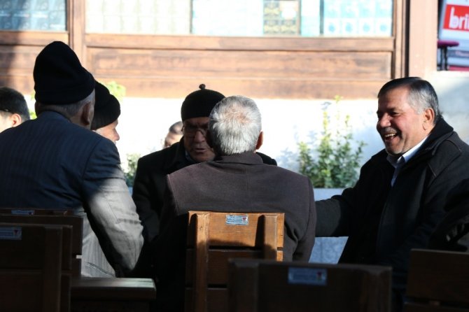 Kış hastalıklarına karşı özel çay: "Bomba"