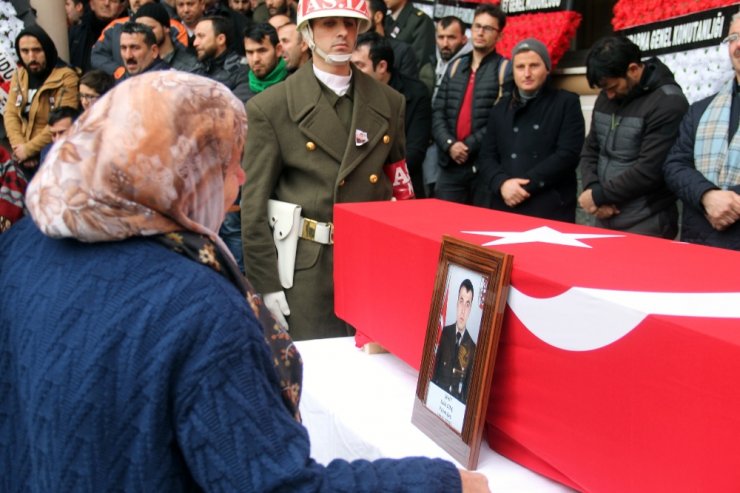 Şehit Salih Dinç ebediyete uğurlandı