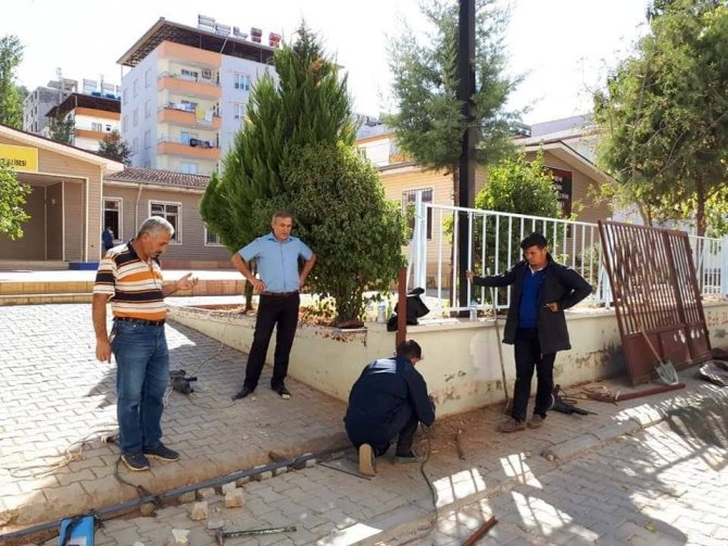 Meslek lisesi öğrencileri köy okullarında maharetlerini konuşturdular