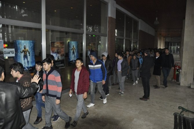 Kültür ve Turizm Bakanlığı öğrencileri beyaz perde ile tanıştırdı