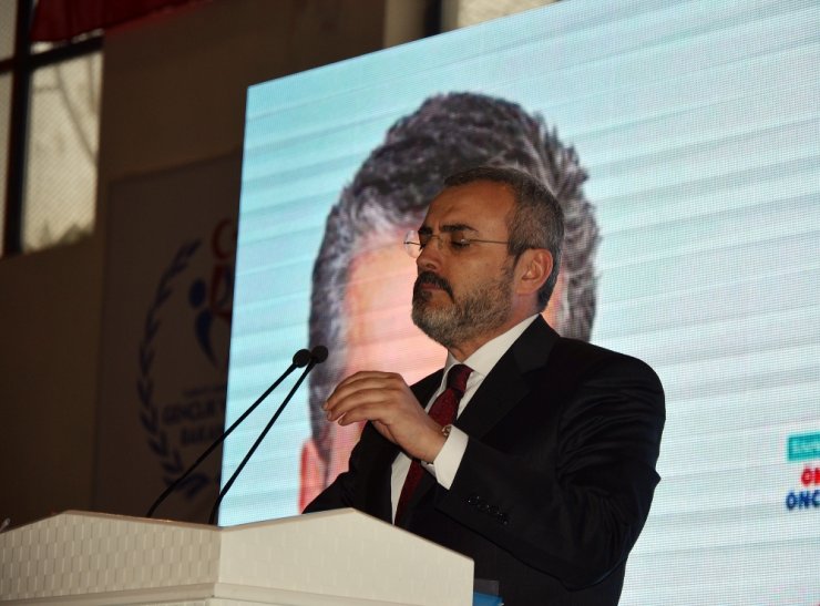 Mahir Ünal: “Biz yaşatmak istiyoruz, onlar öldürmek istiyor”