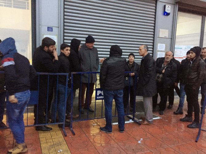 Bu kalabalığın nedeni muhtarlık seçimleri