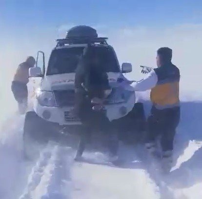 Havale geçiren bebek 2,5 saatlik mücadele sonucu hastaneye ulaştırıldı