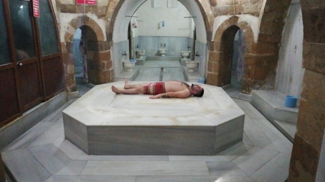 Her derde deva göbek taşı