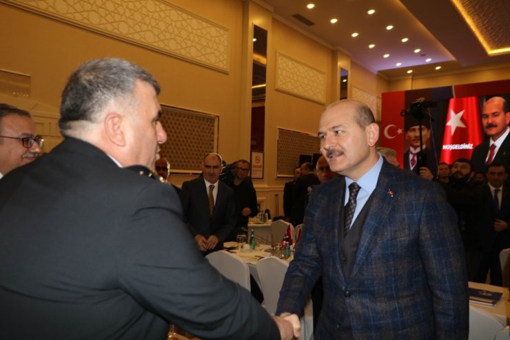 Bakan Soylu’dan kanaat önderlerine terör uyarısı