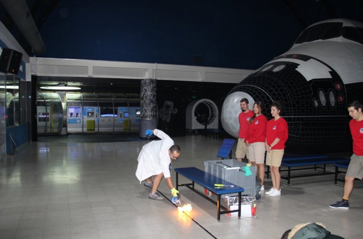 İzmir'in Gaziemir ilçesi uzay meraklılarını ağırlıyor