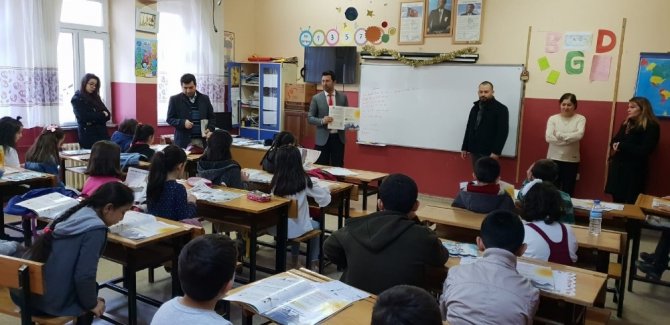 AKEDAŞ öğrencileri unutmadı