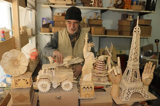 Çöpe atılan eşyalara hayat veriyor