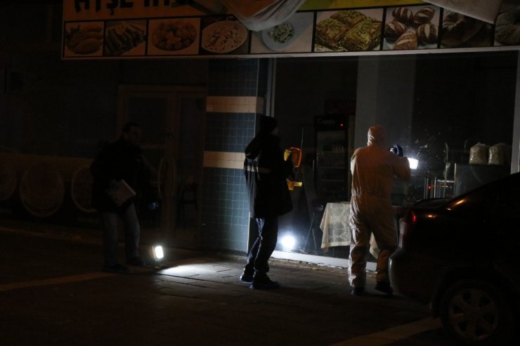 Devriye gezen polis aracına saldırdılar 2 polis yaralandı