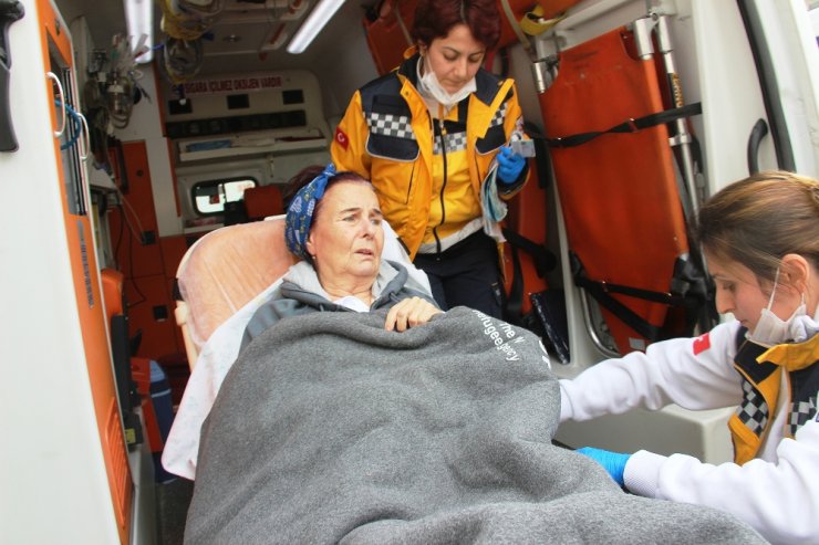 Usta oyuncu Fatma Girik, tekrar hastaneye kaldırıldı
