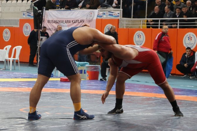 U23 Türkiye Serbest Güreş Şampiyonası sona erdi