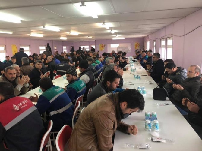 Afşin'de 11 maden şehidi dualarla anıldı