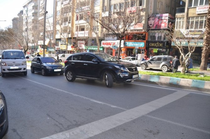 Yer Kahramanmaraş! Yumruk yumruğa kavga ettiler