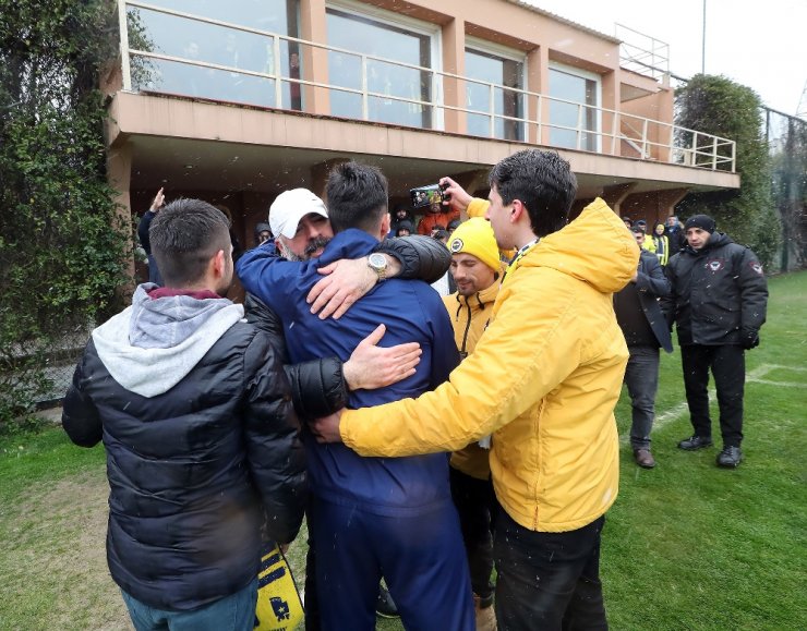 Fenerbahçe derbi hazırlıklarını sürdürdü