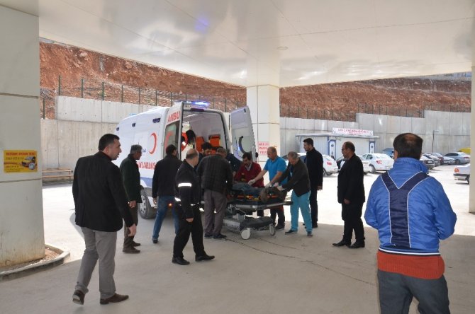 Santralde iş kazası! 34 metre yükseklikten yere çakıldılar