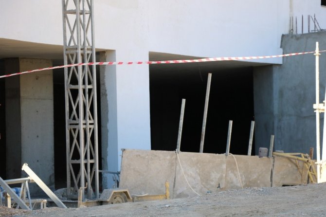 İnşaattan düşen sıva işçisi hayatını kaybetti