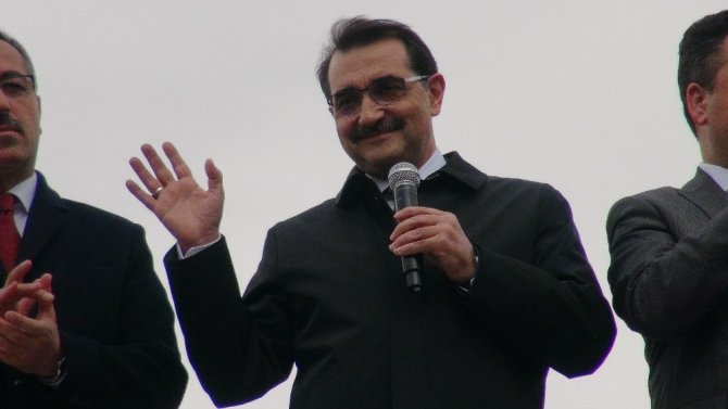 Enerji Bakanı Dönmez: 'Dün birçok şey hayaldi, hamdolsun bugün gerçekleşti'