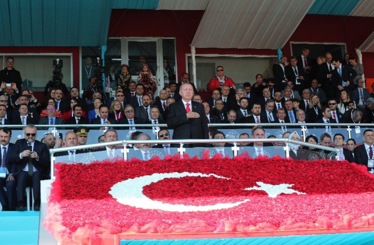 Cumhurbaşkanı Erdoğan Çanakkale’den haykırdı: "Biz buradayız"