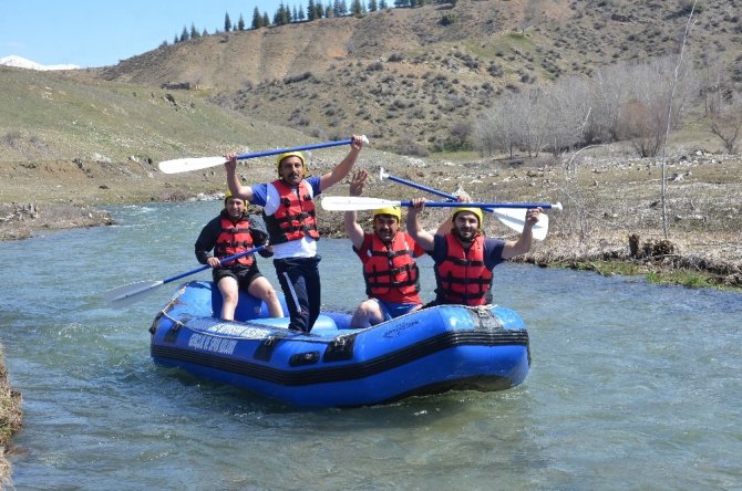 Kahramanmaraş’ta yapılan rafting nefesleri kesti