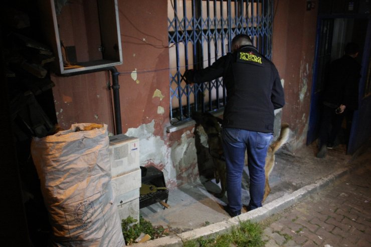 Şafak vakti narkotik operasyonu: Çok sayıda gözaltı