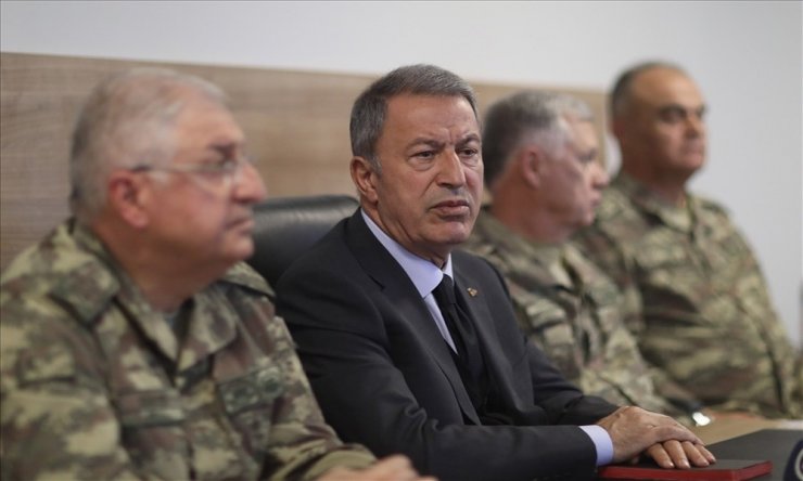 Hulusi Akar sınırın sıfır noktasında