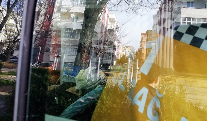 Düdüklü tencere bomba gibi patladı