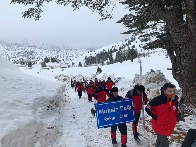 Keş Dağına "Muhsin Dağı" tabelası dikildi